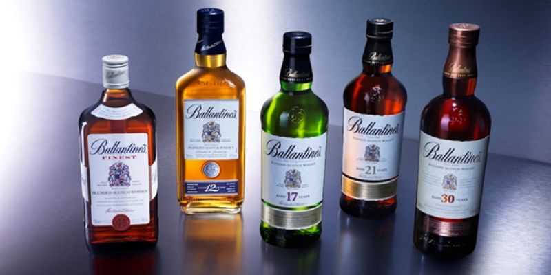 Rượu Ballantine’s là thương hiệu whisky Scotland nổi tiếng