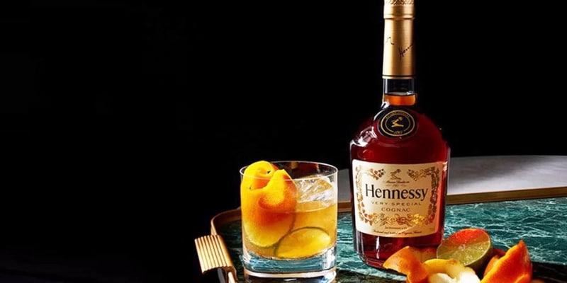 Rượu AK là nơi cung cấp Hennessy giá tốt trên thị trường