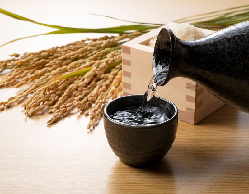 Rượu trắng còn gọi với các tên khác là rượu đế, rượu gạo