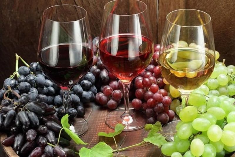 Làm rượu nho tại nhà là cách để bạn tận hưởng hương vị tự nhiên