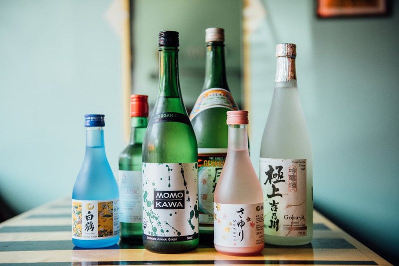 Sake thường có thể giữ chất lượng tốt trong khoảng 1 năm sau khi đóng chai